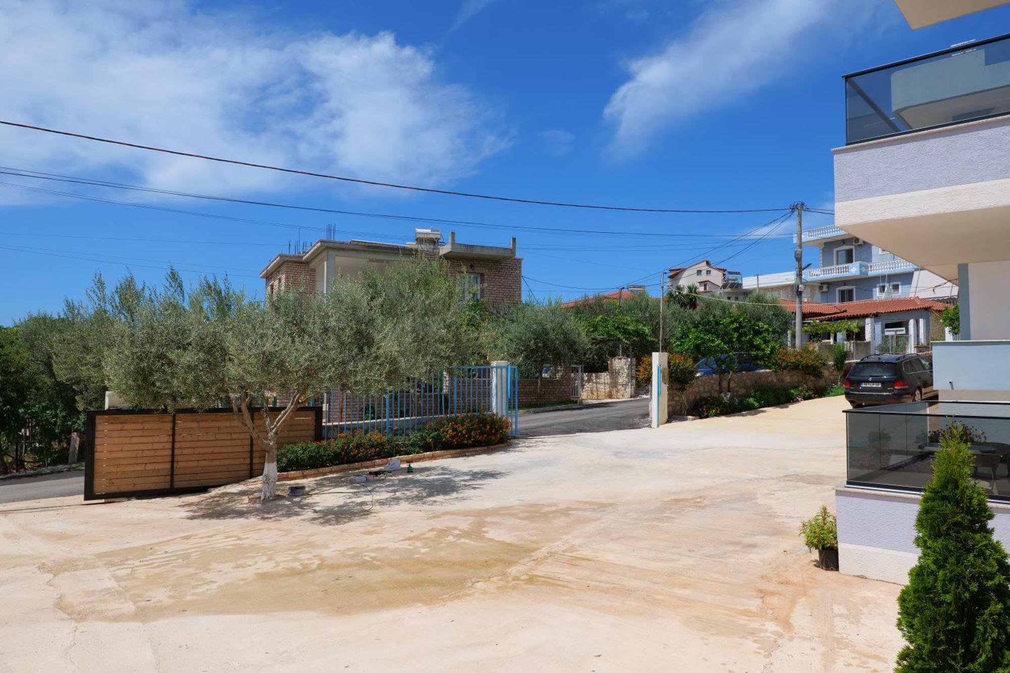 Hotel Zeka Ksamil Exterior photo